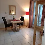 De La Source By Euclenima Apartman *
