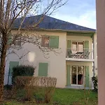 De La Source By Euclenima Apartman
