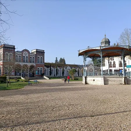 Apartament De La Source By Euclenima Salies-de-Béarn