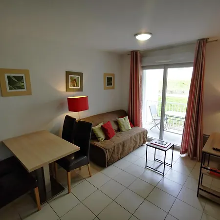 Apartament De La Source By Euclenima Salies-de-Béarn