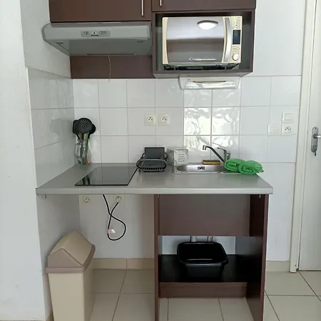 De La Source By Euclenima Apartment