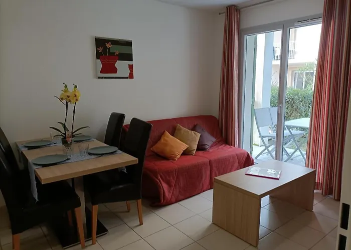 De La Source By Euclenima Apartment *