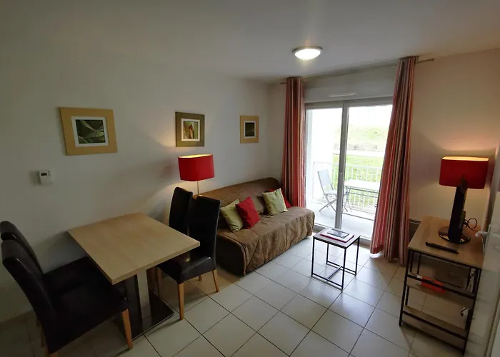 Appartement Résidence De La Source By Euclenima Salies-de-Béarn